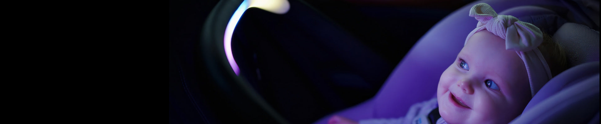Make night trips fun with a light-up handle, providing visibility and a happy baby.